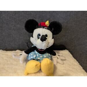 GUND 8 in Plush Minnie Mouse